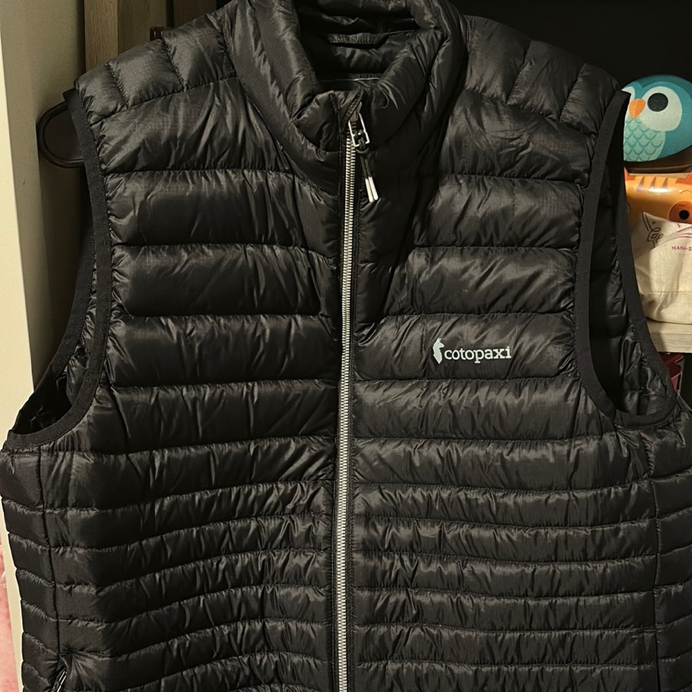 Cotopaxi Fuego Vest NWOT